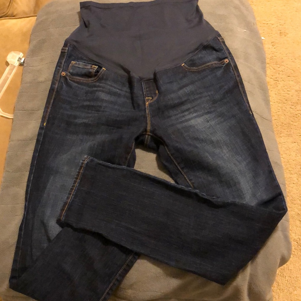 NWOT Old Navy full panel maternity jeans